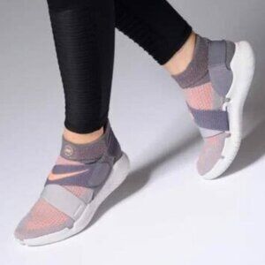 Nike Free RN Motion Flyknit Athletic Shoes Performance Gray and Orange Size 7.5